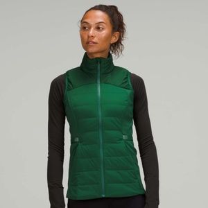 Lululemon Down For It All Vest Everglade Green Size 0💚